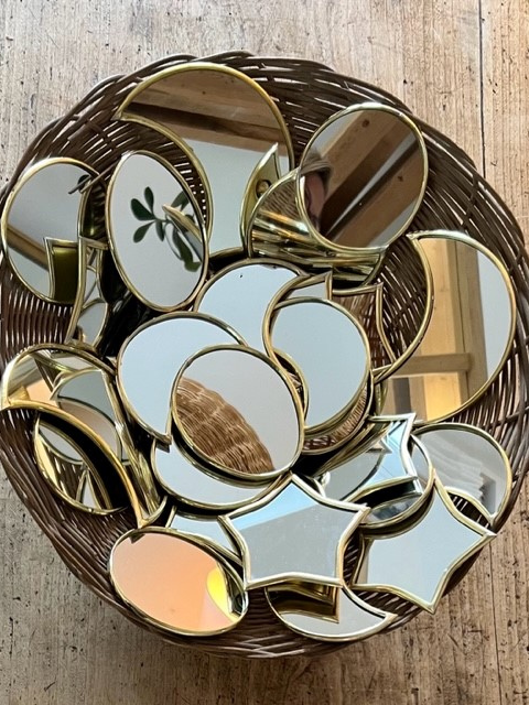 LES MINIS MIROIRS