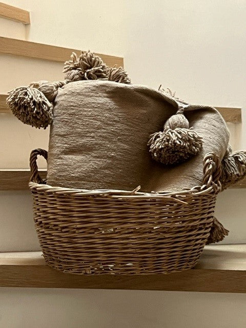 LES PLAIDS A POMPONS